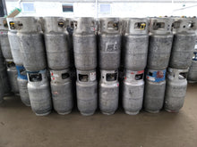 Load image into Gallery viewer, 33 lbs Forklift Propane Tank